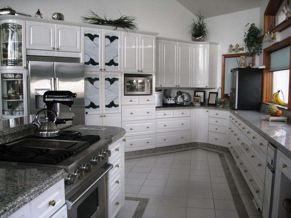 Rolling Hills Country Resort Bed And Breakfast Three Hills Bagian luar foto